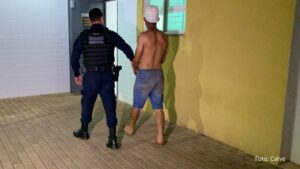 Morador de Cascavel é detido após briga com vizinhos cubanos