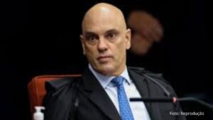 ‘Homem forte de Moraes’ aparece chorando, com medo de morrer, dizendo que tem provas contra o ministro