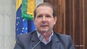 Micheletto participa de Seminário na Alep que discute PEC que visa aliviar as contas dos municípios