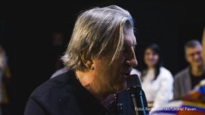 Trajetória vitoriosa, fama de coronel e parecido com ator de Hollywood, prefeito de Camboriú faz sucesso também nas redes