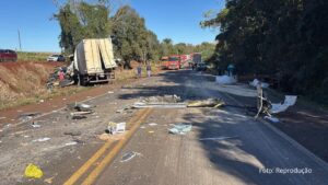 Acidente envolve seis veículos na BR-369, em Ubiratã, no Paraná, e deixa homem gravemente ferido (Vídeo)