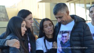 Começa o julgamento dos três réus acusados da morte de Jean Carlos