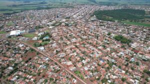 478 pessoas são beneficiadas pela entrega da isenção do IPTU em Assis Chateaubriand (Vídeo)