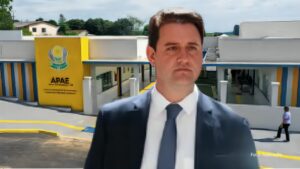 Ratinho Júnior não aceitará que Lula ‘se meta’ na Educação Especial, como nas APAEs, no Paraná 