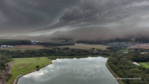 Tempestades severas podem atingir SC, PR, MS e SP nesta sexta-feira