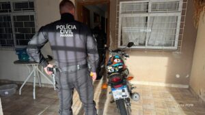 PCPR cumpre buscas contra suspeitos de praticar manobras ilegais com motocicletas