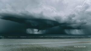 Frente fria começará a atuar e trará mudança ao Brasil nesta quinta-feira