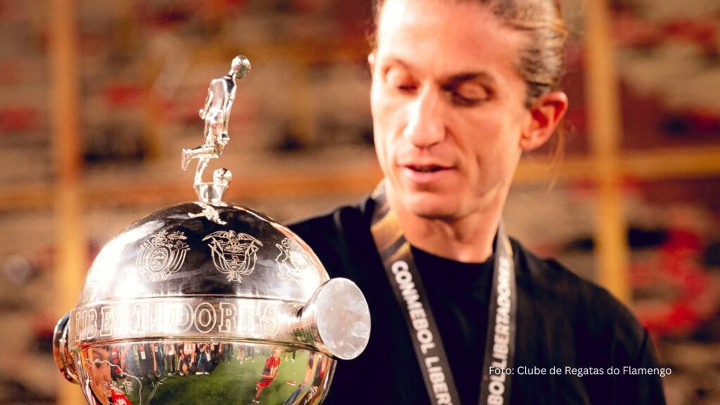 Flamengo demite Felipe Luiz em noite de coro de “time sem vergonha” após a vitória por 8 x 0