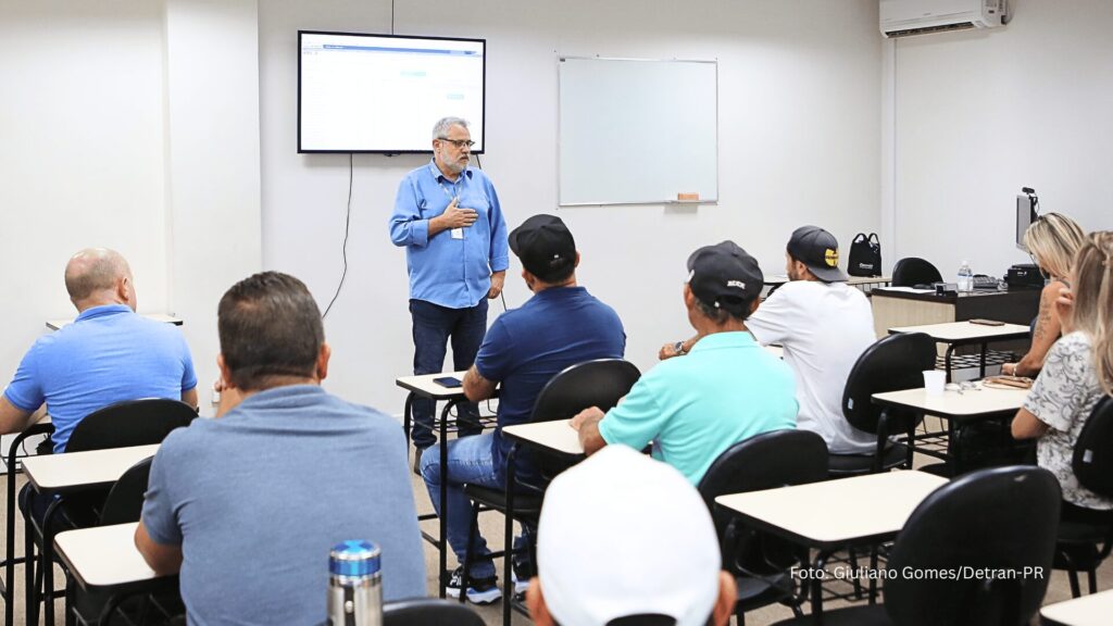 Reciclagem de condutores terá carga horária aprimorada sem alteração de custos no Paraná