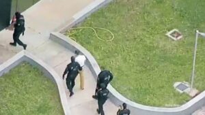 As imagens que em Brasília alguns jamais pensaram ver, Vorcaro, o destino é a penitenciária do DF (Vídeo)