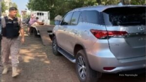 Polícia paraguaia recupera veículo furtado em Foz do Iguaçu, no Brasil