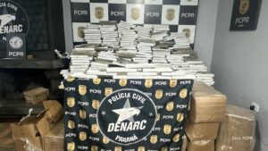 PCPR apreende 1,4 tonelada de maconha em abordagem a caminhão em Cascavel