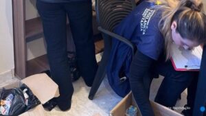 Vigilância Sanitária do Paraguai fecha laboratório clandestino de remédios