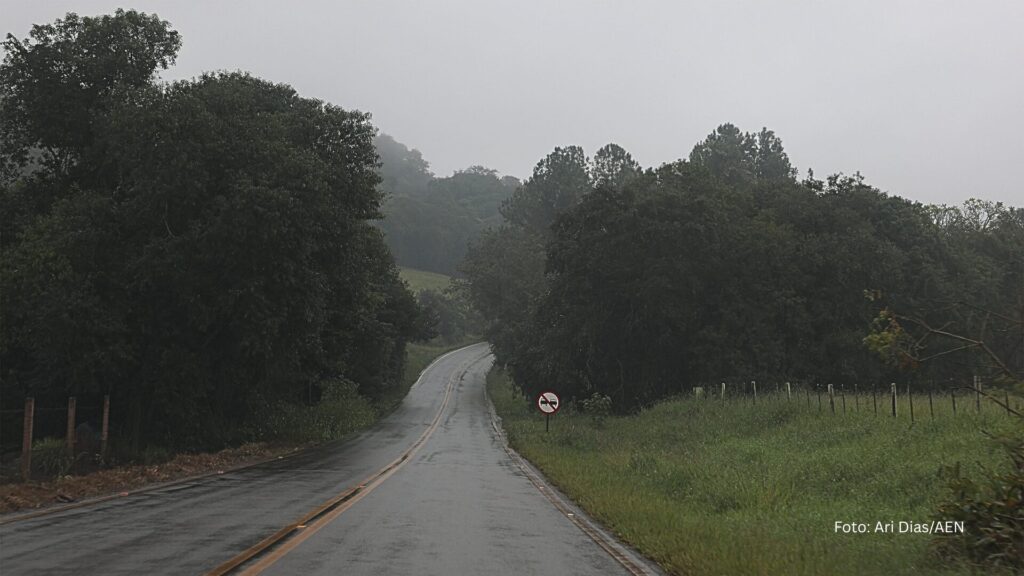 Após chuvas intensas, nova massa de ar frio chega ao Paraná e baixa temperaturas