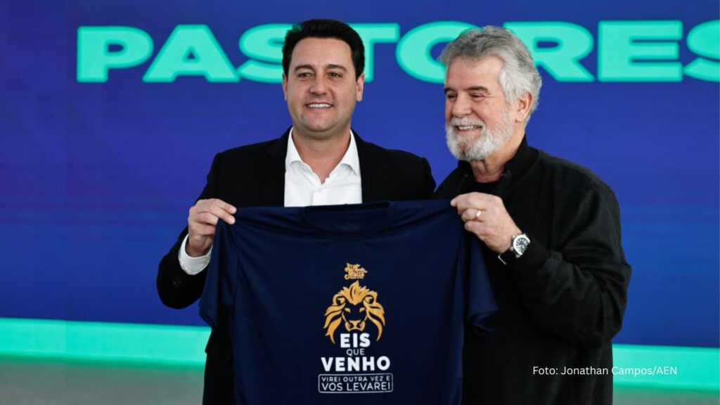 Governador Ratinho Junior recebe convite para a 31ª Marcha para Jesus em Curitiba