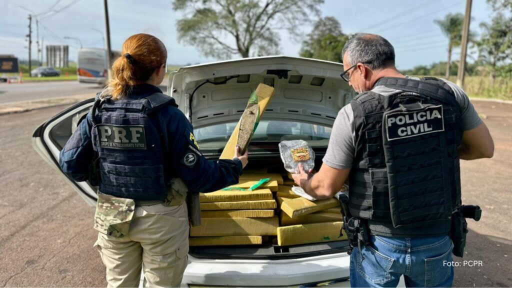 Em ação conjunta, PCPR e PRF apreendem 400 kg de maconha em Santa Terezinha do Itaipu