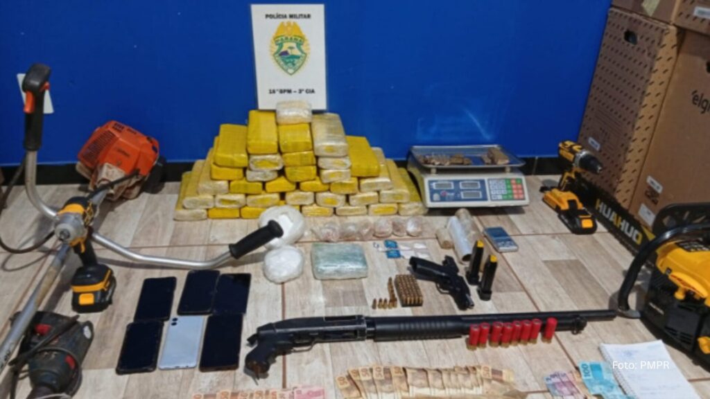 PMPR prende três pessoas por tráfico de drogas em Santa Maria do Oeste