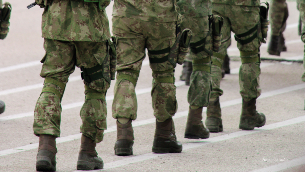 Vídeo atribuído ao 7 de setembro gera críticas à postura dos militares