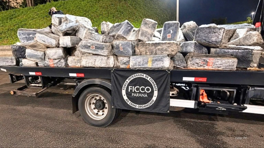 FICCO/PR, em ação conjunta, apreende 2,9 toneladas de maconha