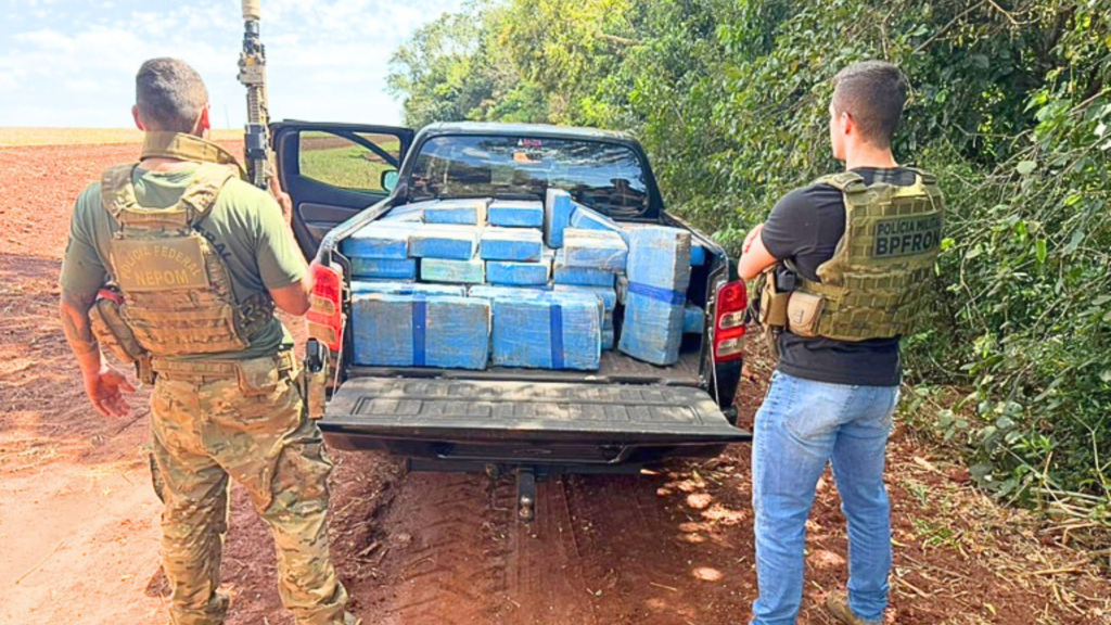 PF e BPFron apreendem 626 kg de maconha em Guaíra (Vídeo)