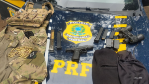 PRF e PMES prendem líder do Comando Vermelho no Sul da Bahia (Vídeo)