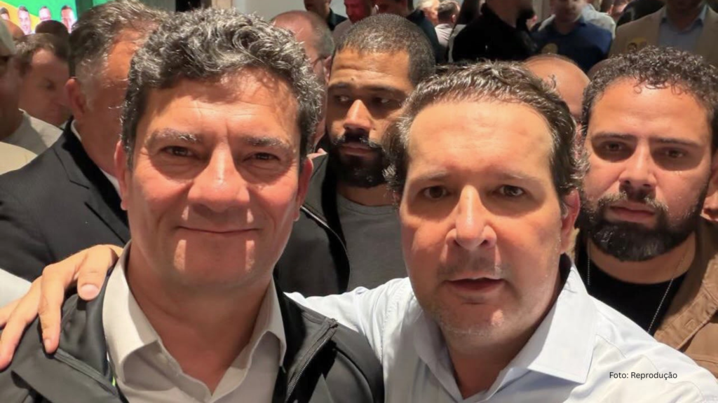 Moro, Micheletto e prefeitos juntos em jantar de articulação de apoio a Flávio Bolsonaro (vídeo)