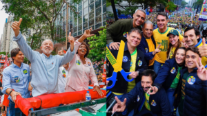 Quem vai levar, Lula ou Flávio? A disputa começa para valer nesse domingo, com milhões de eleitores indo às urnas em todo o país